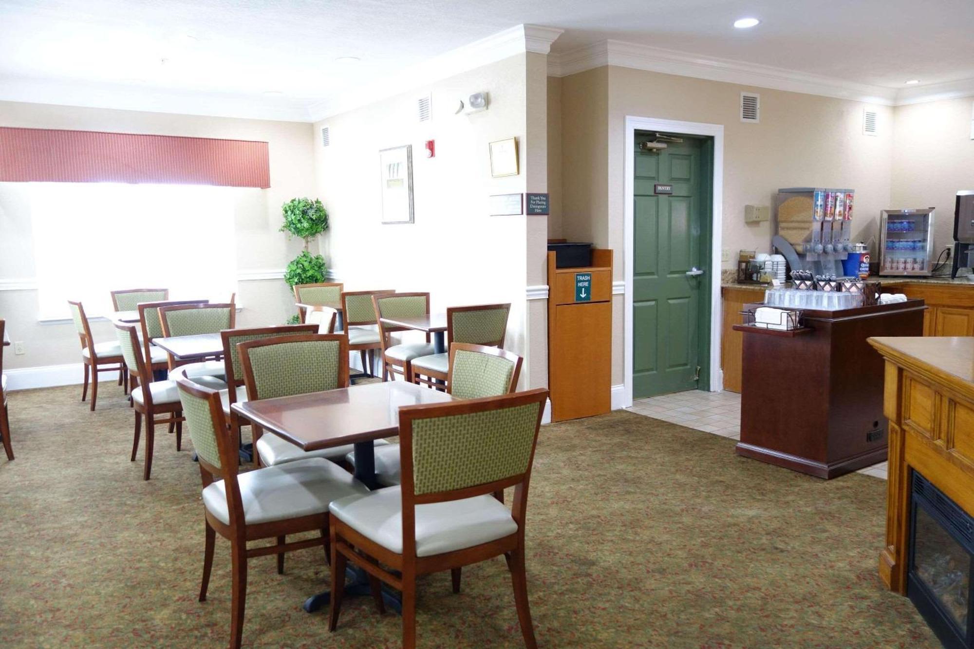 Country & By Radisson, Biloxi-ocean Springs, Ms 3* Ocean Springs