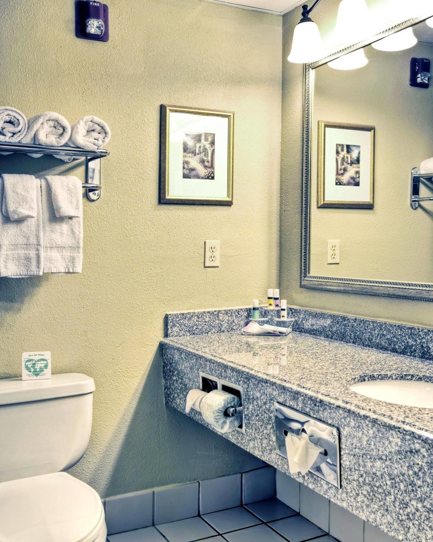 Country & By Radisson, Biloxi-ocean Springs, Ms 3*